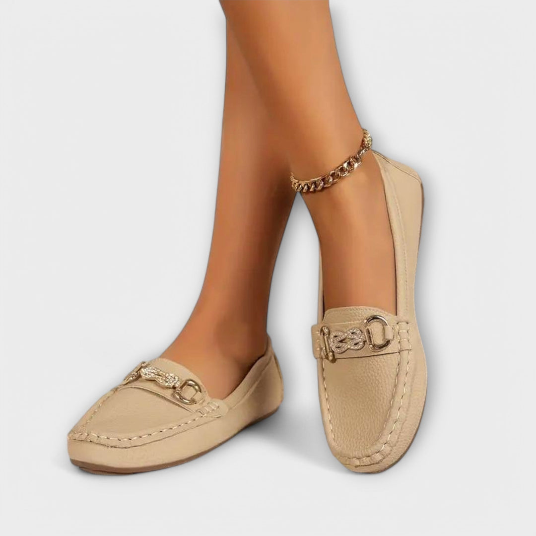 Lara - Trendy Loafer