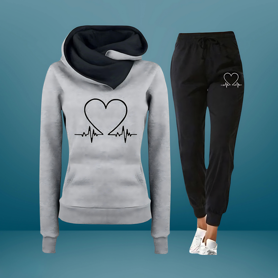 HEARTBEAT | COMFY TWO-PIECE SWEATSUIT